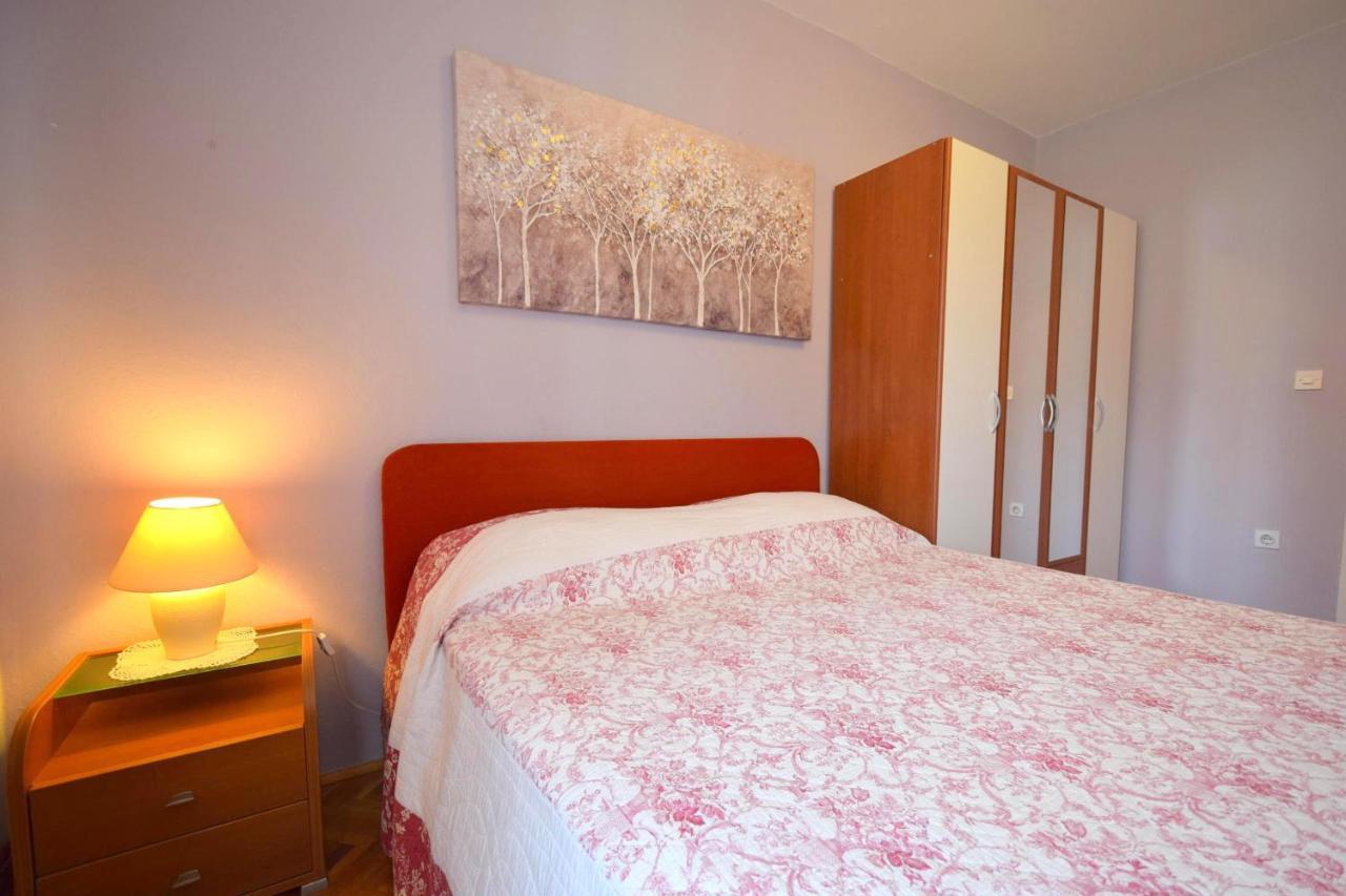 Apartment Mila Malinska Bagian luar foto
